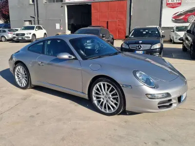 Usata Porsche 911 Carrera 325 CV (239 kW) 2007 Argento Coupé