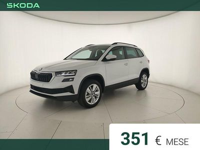 Grigio graphite metallizzato Nuova 2025 Skoda Karoq Executive SUV | 34.200 € (Buon prezzo)