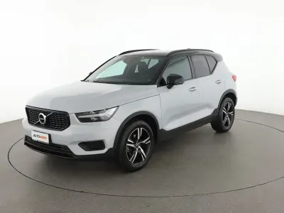 Usata Volvo XC40 R-Design 163 CV (119 kW) 2022 Grigio SUV