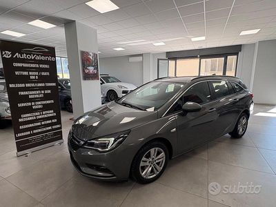 Usata Opel Astra Innovation 110 CV (80 kW) 2017 Grigio Station wagon
