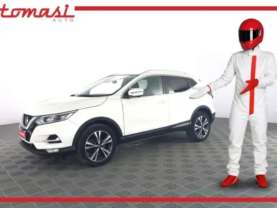 Usata Nissan Qashqai N-Connecta 116 CV (85 kW) 2020 White pearl brilliant SUV