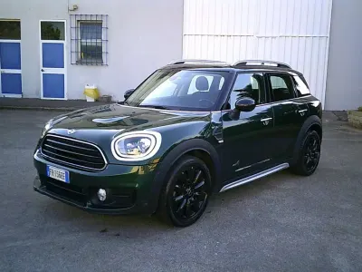 Usata Mini Cooper D Countryman 150 CV (110 kW) 2018 Verde SUV
