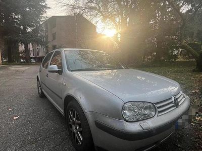 Usata VW Golf IV 101 CV (74 kW) 2006 Grigio Berlina