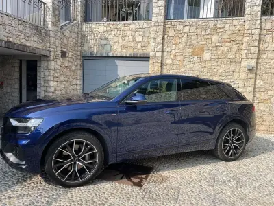 Usata Audi Q8 Sport 286 CV (210 kW) 2020 Blu/azzurro SUV