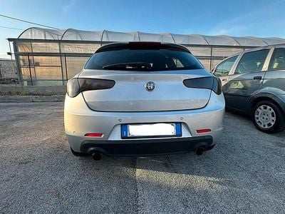 Usata Alfa Romeo Giulietta 109 CV (80 kW) 2013 Grigio Utilitaria