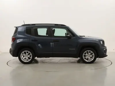 Usata Jeep Renegade Altitude 131 CV (96 kW) 2024 Grigiogrigio SUV