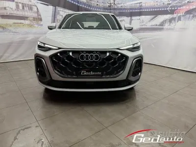 Nuova Audi Q5 Ambiente 204 CV (150 kW) 2026 Bianco SUV