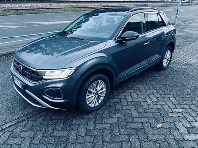 Usata VW T-Roc Life 2023 Grigio SUV