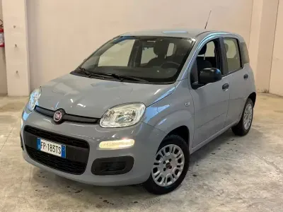 Usata Fiat Panda Lounge 69 CV (50 kW) 2018 Grigio Utilitaria