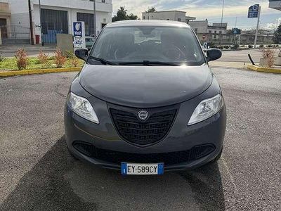 Usata Lancia Ypsilon Silver 86 CV (63 kW) 2015 Utilitaria