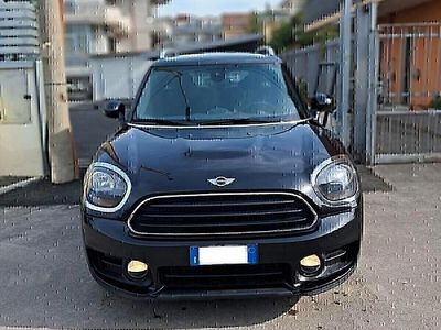 Usata Mini Cooper D Countryman Business 150 CV (110 kW) 2017 Nero SUV