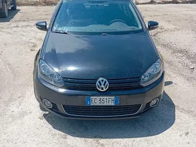 Usata VW Golf VI 105 CV (77 kW) 2010 Nero Utilitaria