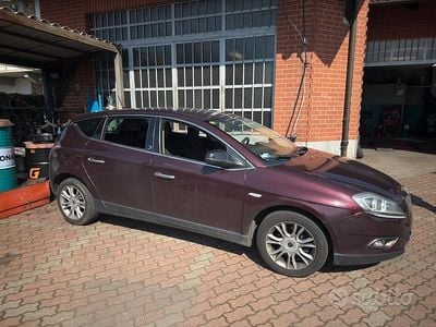 Usata Lancia Delta 120 CV (88 kW) 2009 Utilitaria