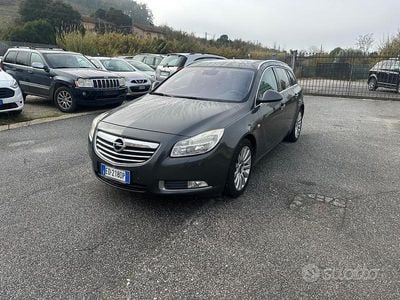 Usata Opel Insignia Cosmo 220 CV (161 kW) 2010 Grigio Station wagon