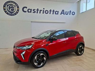 Usata Renault Captur Techno 101 CV (74 kW) 2025 Rosso SUV
