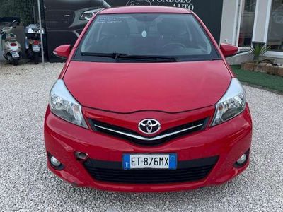 usata Toyota Yaris 1.4 D-4D 3p. Style M-MT