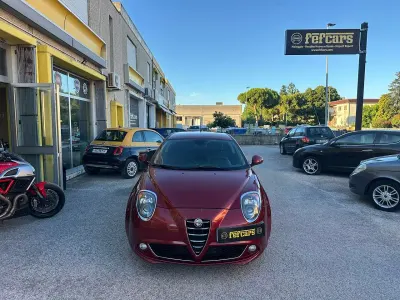 Usata Alfa Romeo MiTo Distinctive 84 CV (61 kW) 2014 Rosso Utilitaria