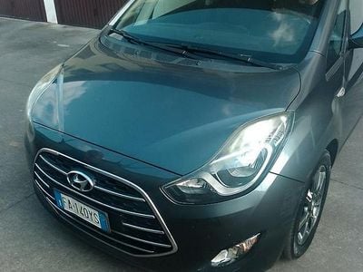 Usata Hyundai ix20 90 CV (66 kW) 2015 Grigio Utilitaria