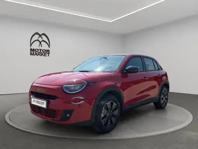 Usata Fiat 600 Pop 145 CV (106 kW) 2025 Rosso SUV