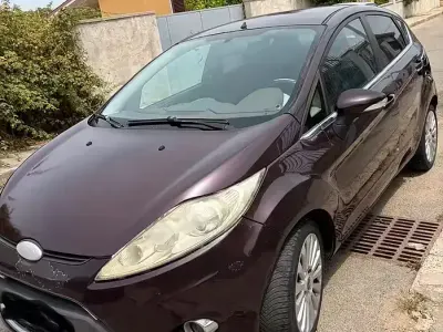 Usata Ford Fiesta 70 CV (51 kW) 2009 Utilitaria