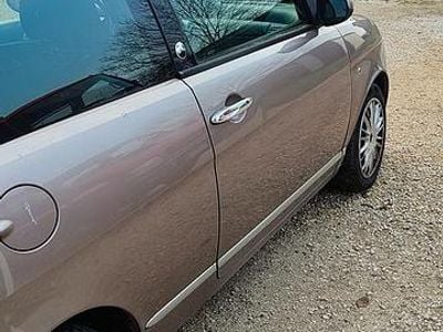 Usata Lancia Ypsilon
