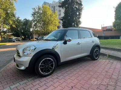 Usata Mini Countryman 111 CV (81 kW) 2015 Grigio SUV