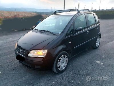 Usata Fiat Idea 77 CV (56 kW) 2006 Nero Monovolume