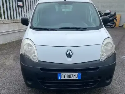 Usata Renault Kangoo 68 CV (50 kW) 2009 Bianco Monovolume