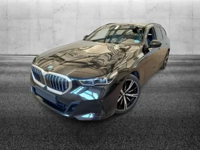 Usata BMW 520 M Sport 197 CV (144 kW) 2025 Nero Station wagon