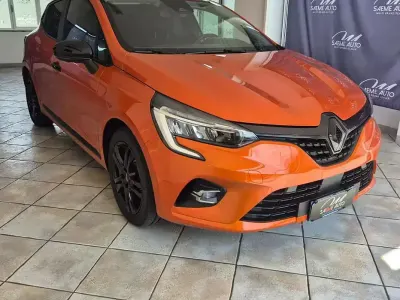 Usata Renault Clio V Equilibre 91 CV (66 kW) 2023 Arancione Berlina