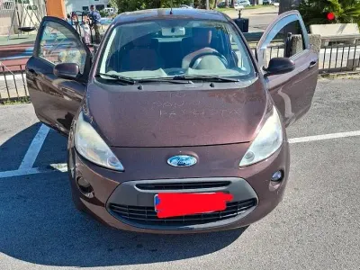 Usata Ford Ka Titanium 69 CV (50 kW) 2010 Marrone Utilitaria