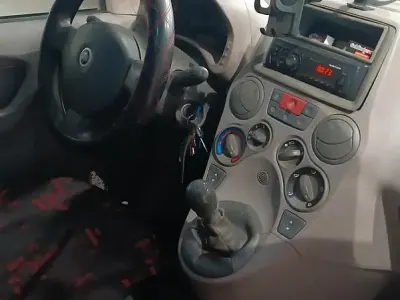 Usata Fiat Panda 54 CV (39 kW) 2005 Bluazzurro Utilitaria