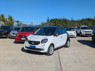 Usata Smart ForFour 71 CV (52 kW) 2018 Bianco Utilitaria