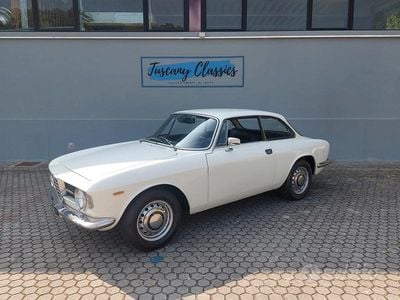 Usata Alfa Romeo GT Junior 88 CV (64 kW) 1970 Bianco Coupé