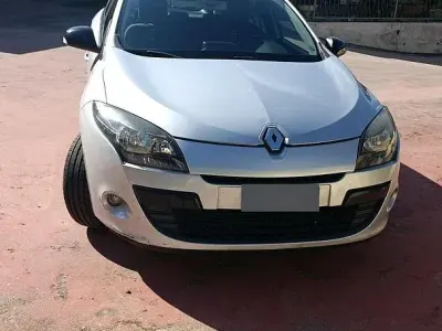 Käytetty Renault Mégane GrandTour 110 HP (80 kW) 2012 Harmaa Farmari