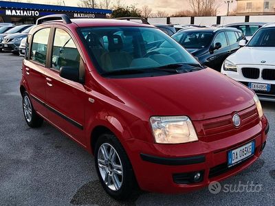 Usata Fiat Panda Emotion 59 CV (43 kW) 2004 Rosso Utilitaria