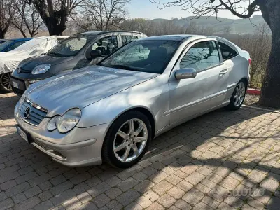 Usata Mercedes C200 2002 Grigio