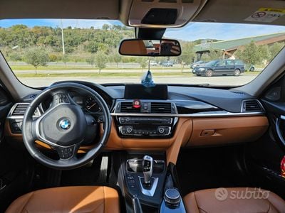 Usata BMW 320 Luxury Line 190 CV (139 kW) 2017 Blu Berlina