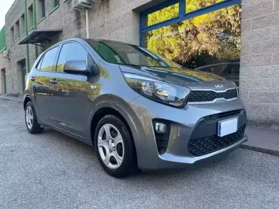 Usata Kia Picanto 67 CV (49 kW) 2022 Other Utilitaria