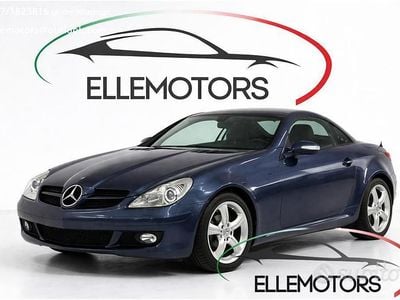 Usata Mercedes SLK350 272 CV (200 kW) 2005 Blu Cabrio