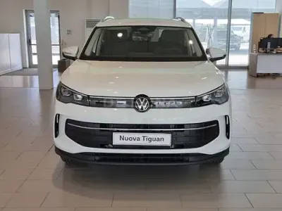 Nuova VW Tiguan Life 204 CV (150 kW) 2026 Bianco SUV