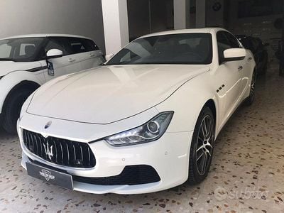 Usata Maserati Ghibli 275 CV (202 kW) 2016 Bianco Berlina