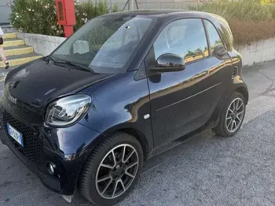 Usata Smart ForTwo Coupé Pure 41 kW (56 CV) 2020 Utilitaria