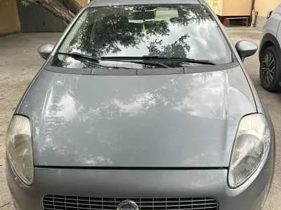 Usata Fiat Grande Punto 75 CV (55 kW) 2007 Grigio Utilitaria