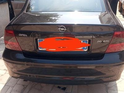 Usata Opel Vectra 101 CV (74 kW) 2001 Nero Utilitaria