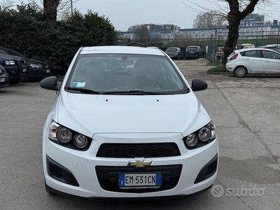 Usata Chevrolet Aveo LS 86 CV (63 kW) 2013 Bianco Berlina