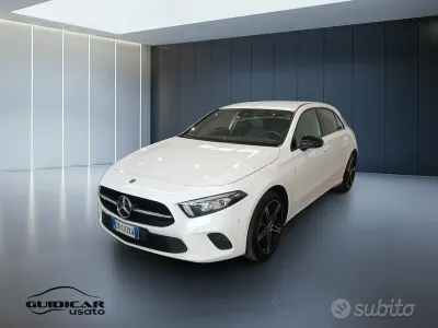 Usata Mercedes A250 218 CV (160 kW) 2022 Bianco Utilitaria