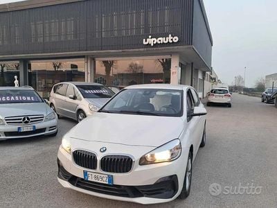 Usata BMW 218 150 CV (110 kW) 2018 Bianco Station wagon