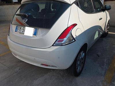 Usata Lancia Ypsilon 69 CV (50 kW) 2017 Utilitaria