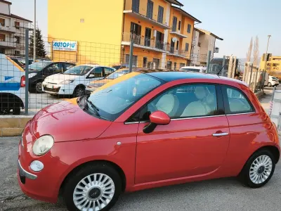Begagnad Fiat 500 Lounge 75 HK (55 kW) 2008 Röd Sedan